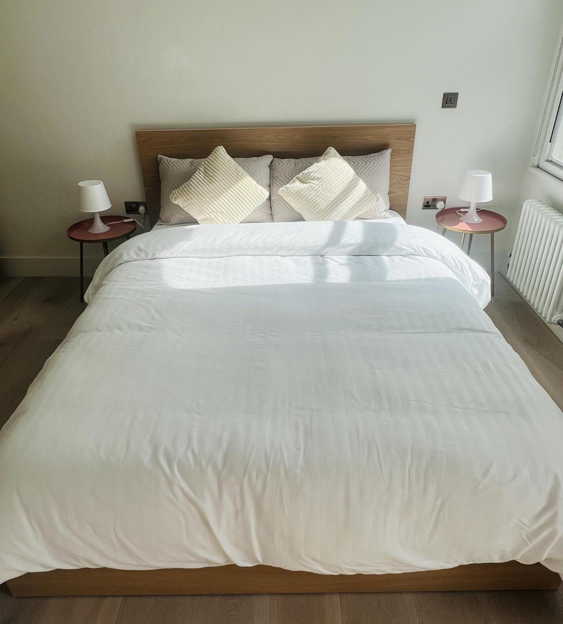 Private Room@leicestersquare In A Shared Flat * London